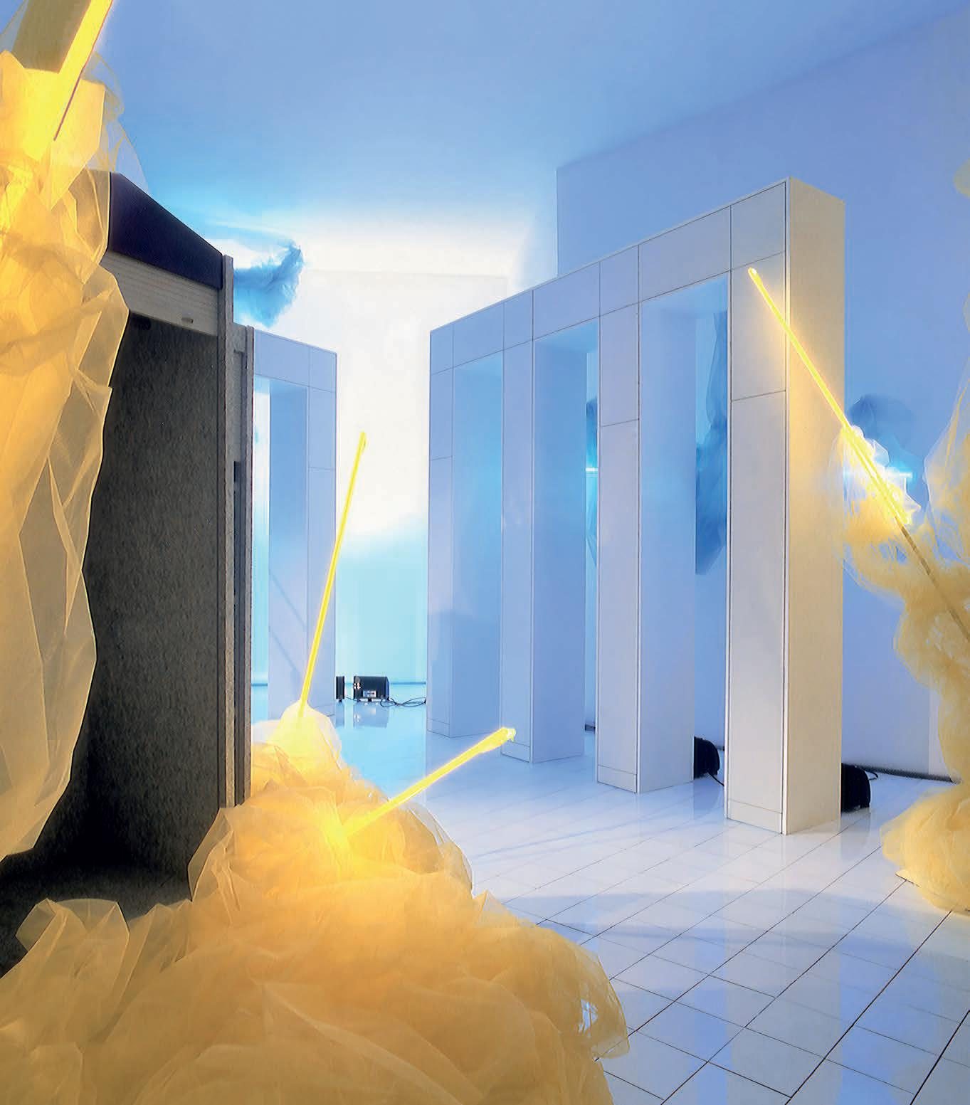 Architectural installation in light and gold